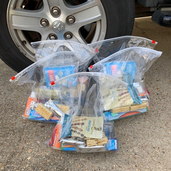 Meet Your Posher❤️ - Picture 2 of 4